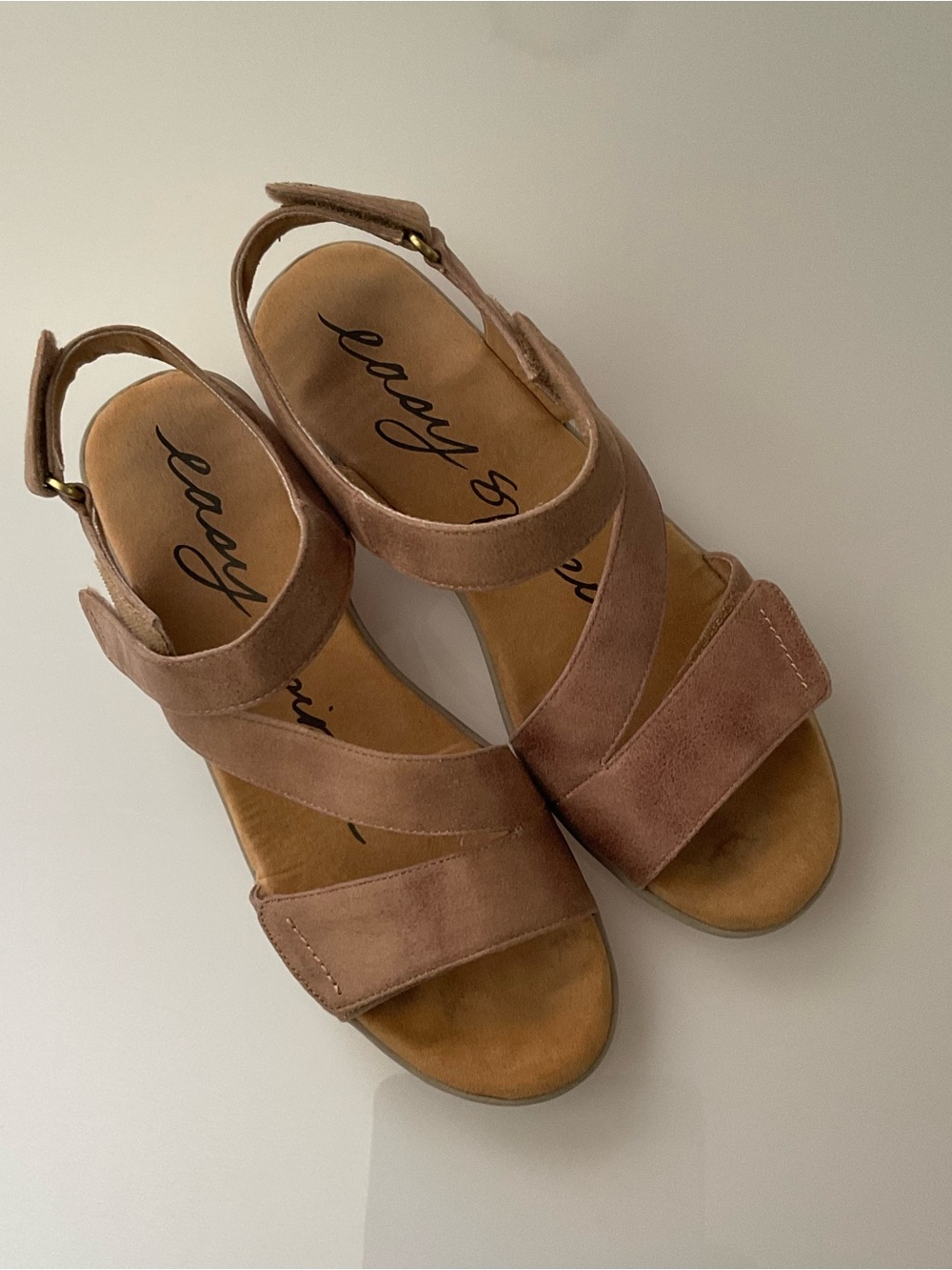 EASY SPIRIT KAILYNEE 3-STRAP ADJUSTABLE WEDGE SANDALS SIZE 9.5M BOXED